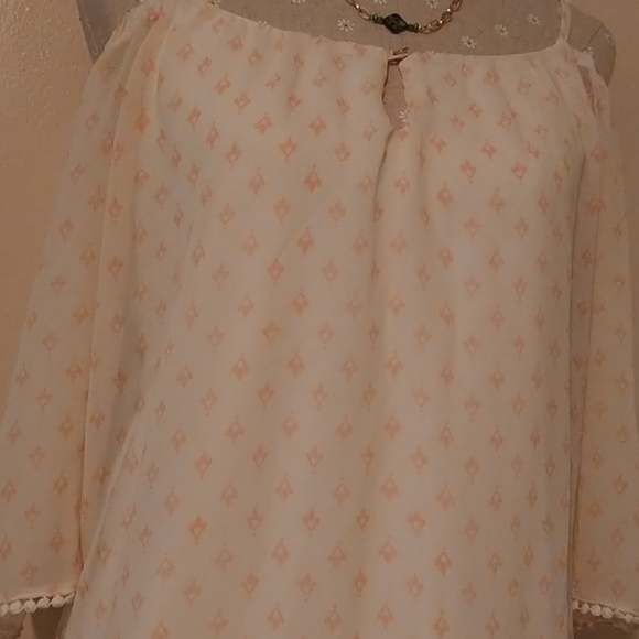 Lily Rose Dress - Picture 4 of 7